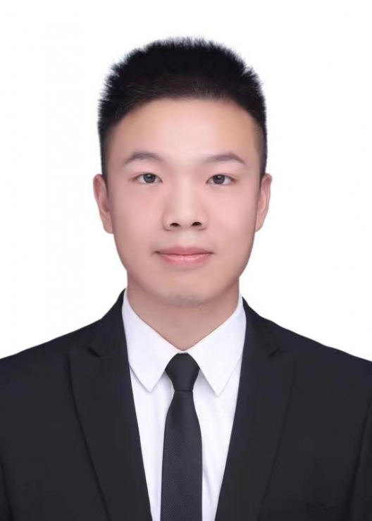 周腾龙，男，研究生，助教， 1995年出生，湖南衡阳人，2020年毕业于福州大学。
