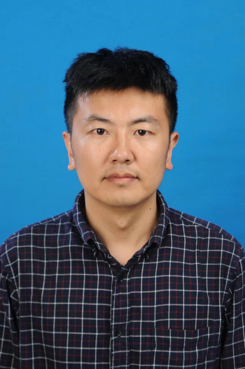 张华承，男 ，研究生 ，讲师 ，1988年05月出生，山东威海人 ，2018年毕业于长沙理工大学。